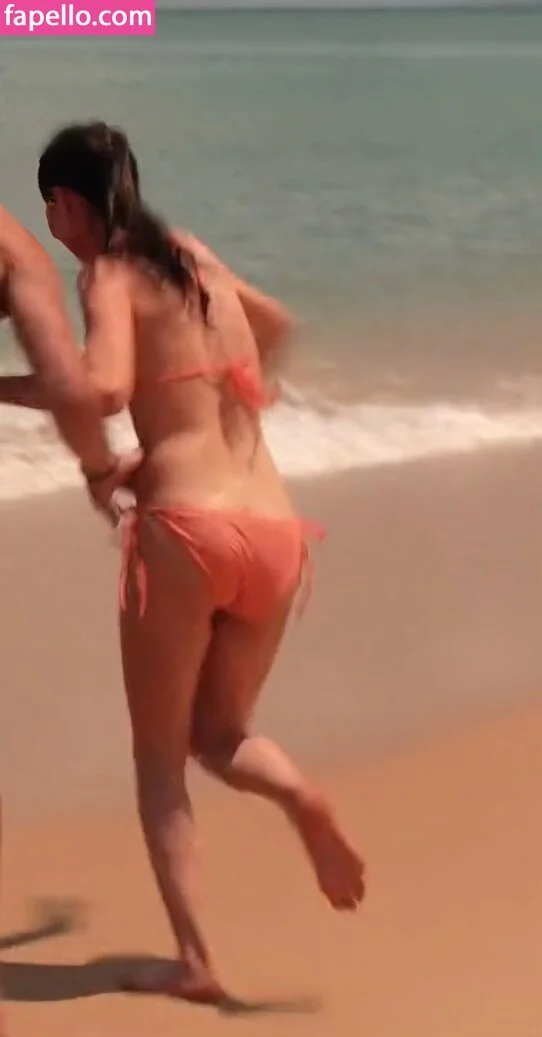 Miranda Cosgrove Onlyfans Photo Gallery 