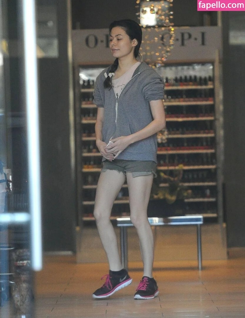 Miranda Cosgrove Onlyfans Photo Gallery 