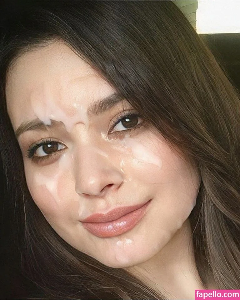 Miranda Cosgrove Onlyfans Photo Gallery 