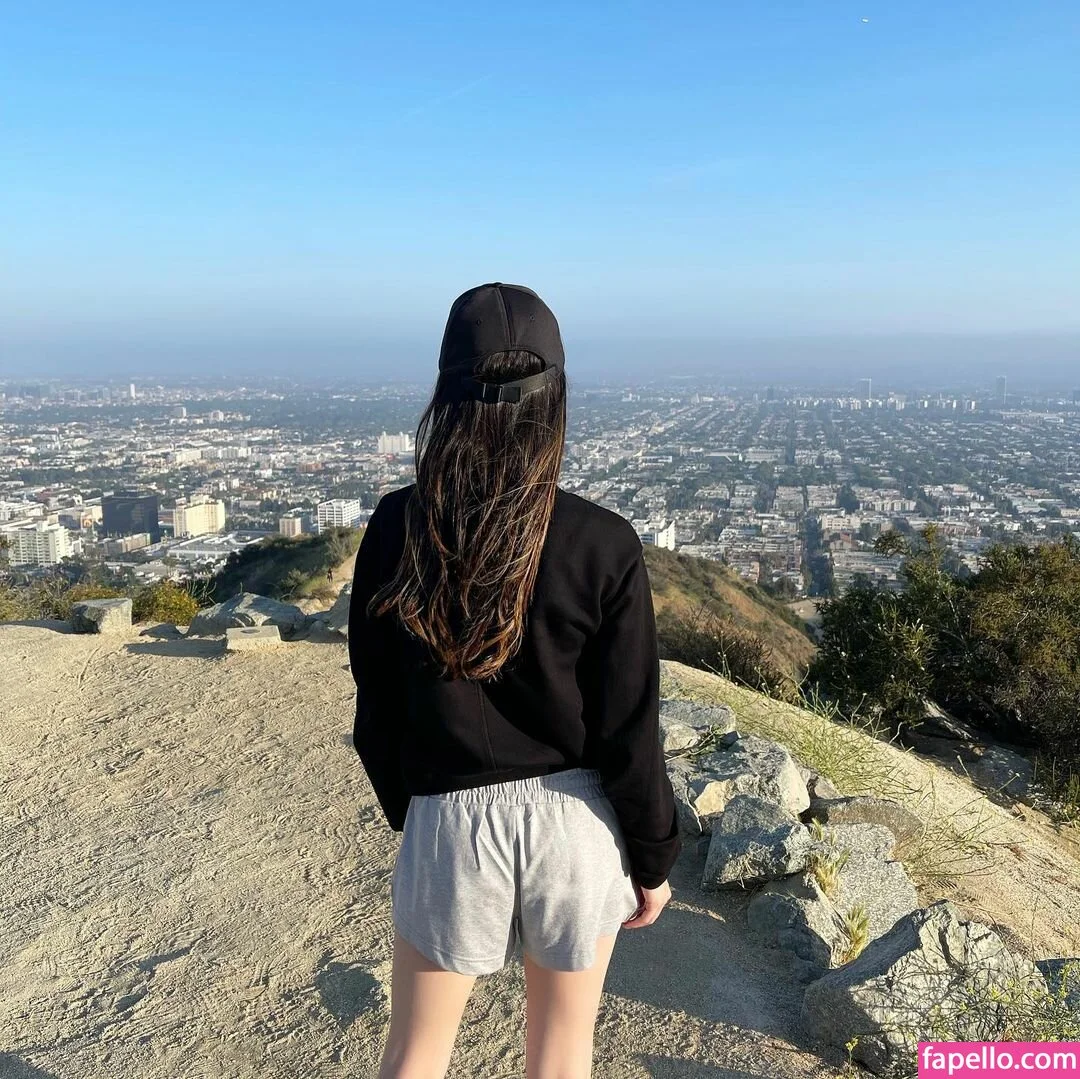 Miranda Cosgrove Onlyfans Photo Gallery 