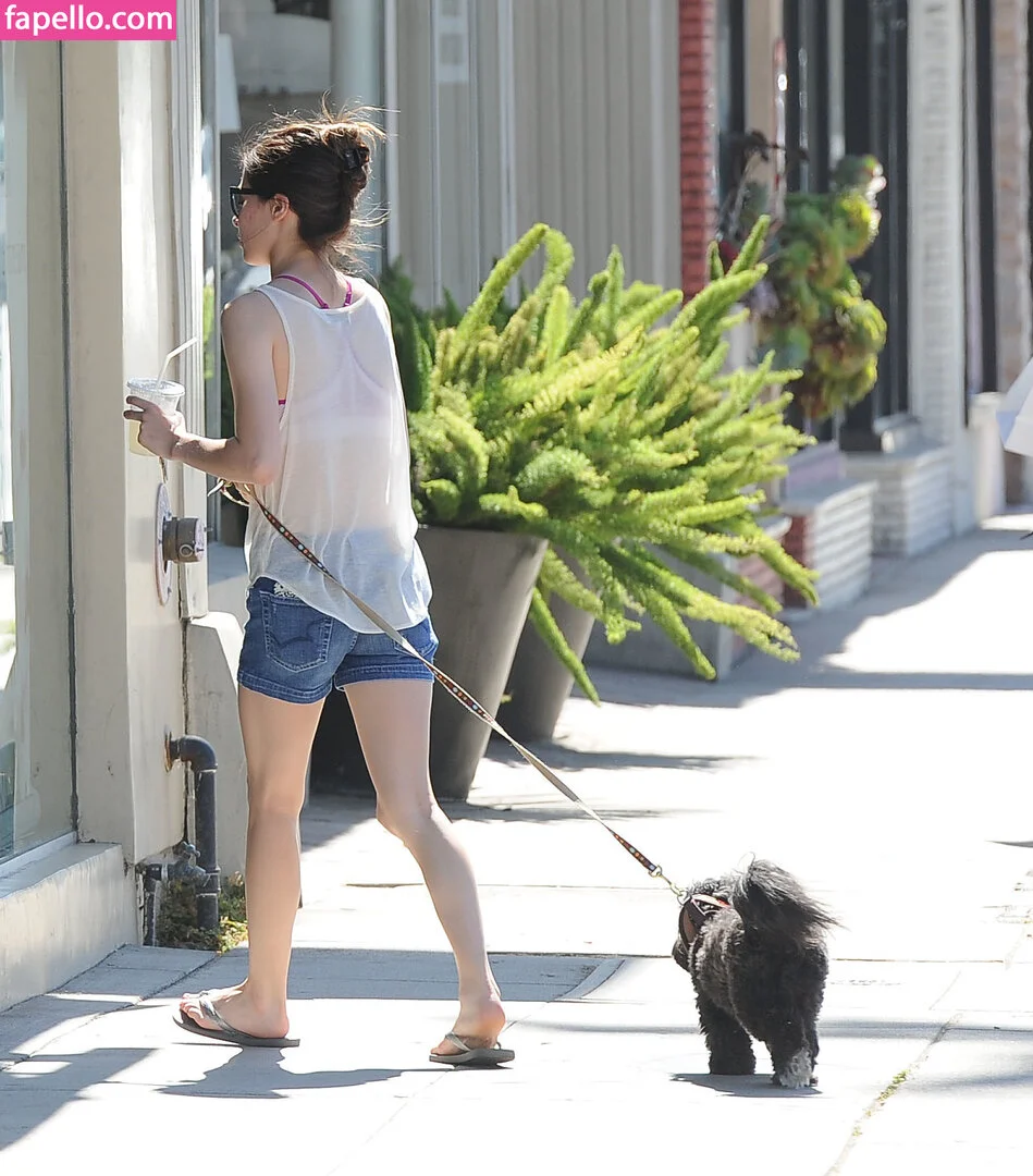 Miranda Cosgrove Onlyfans Photo Gallery 