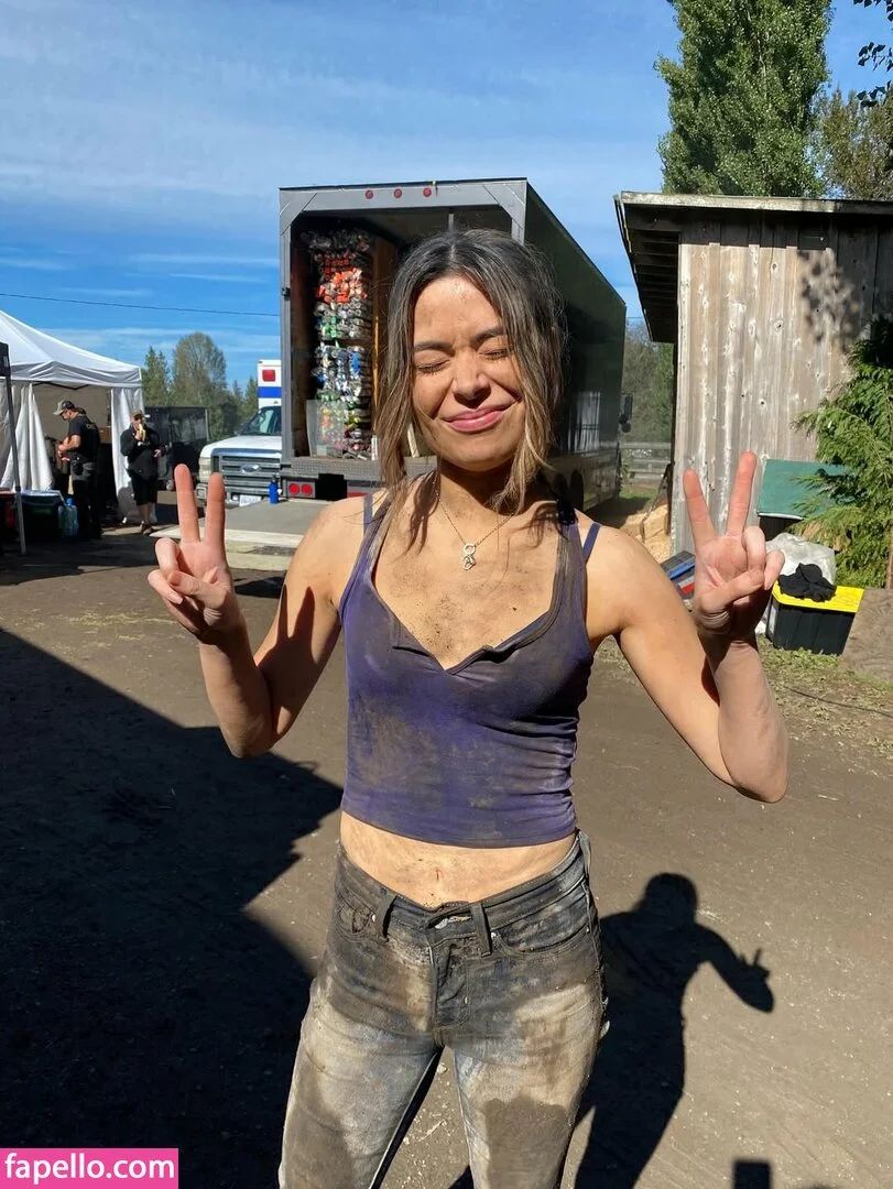 Miranda Cosgrove Onlyfans Photo Gallery 