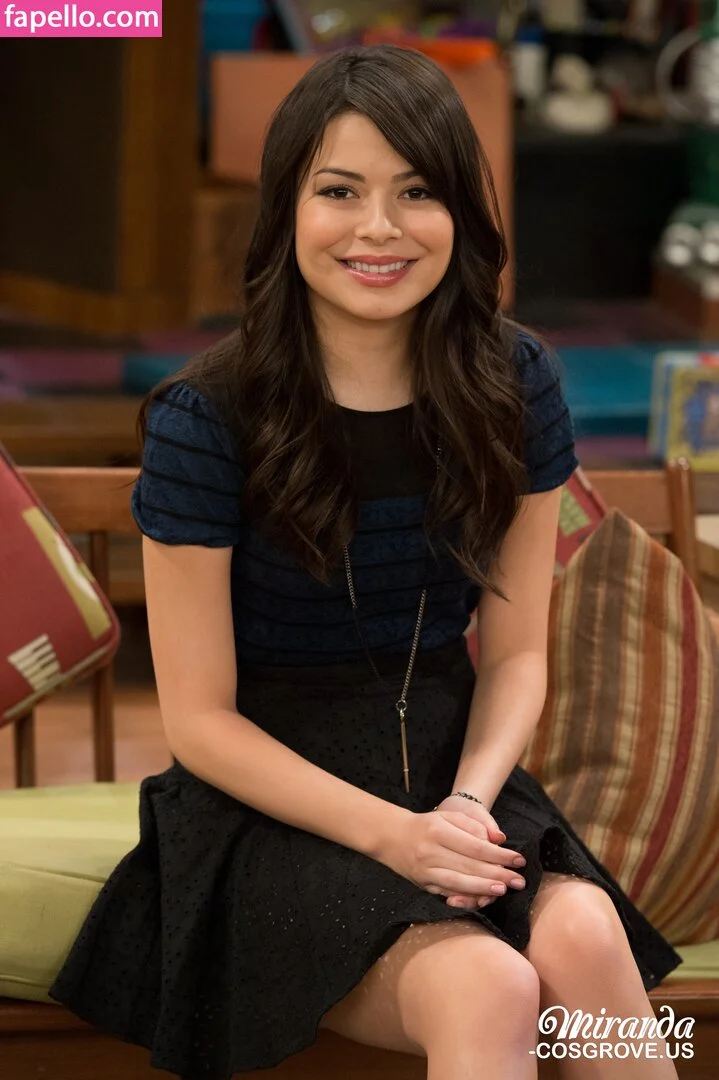 Miranda Cosgrove Onlyfans Photo Gallery 