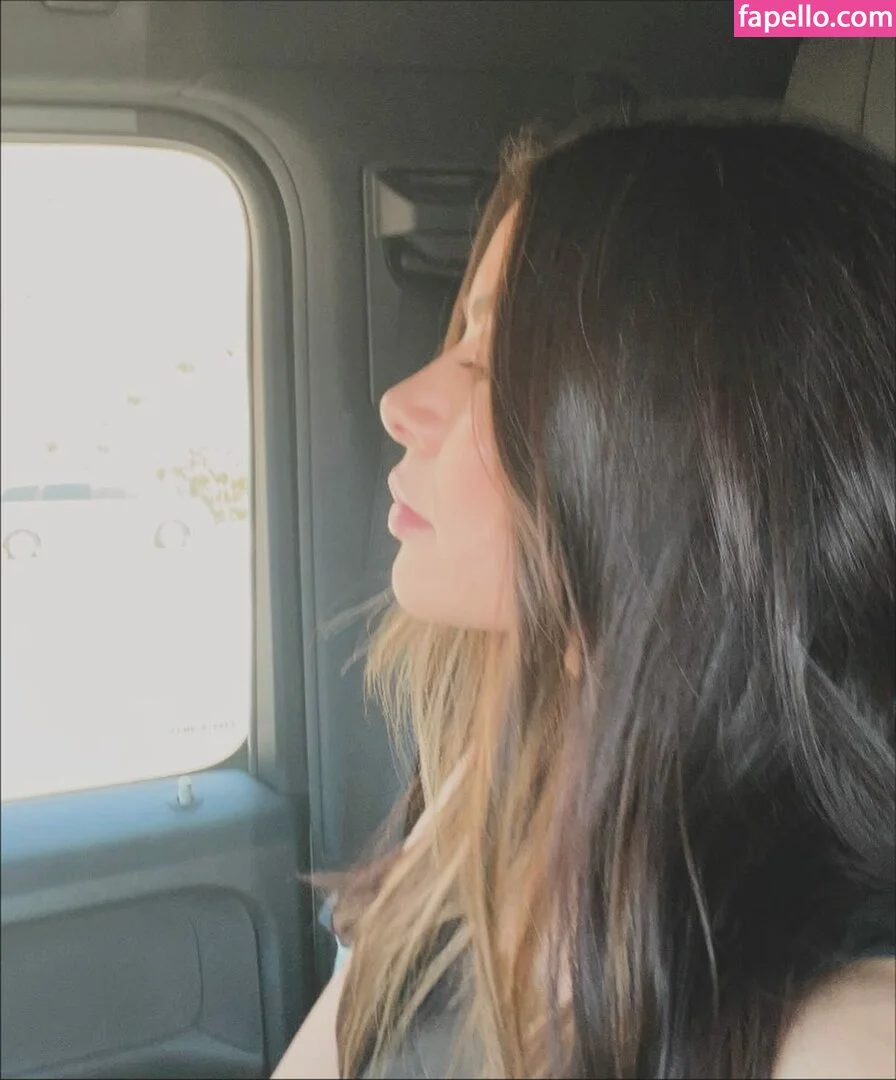 Miranda Cosgrove Onlyfans Photo Gallery 