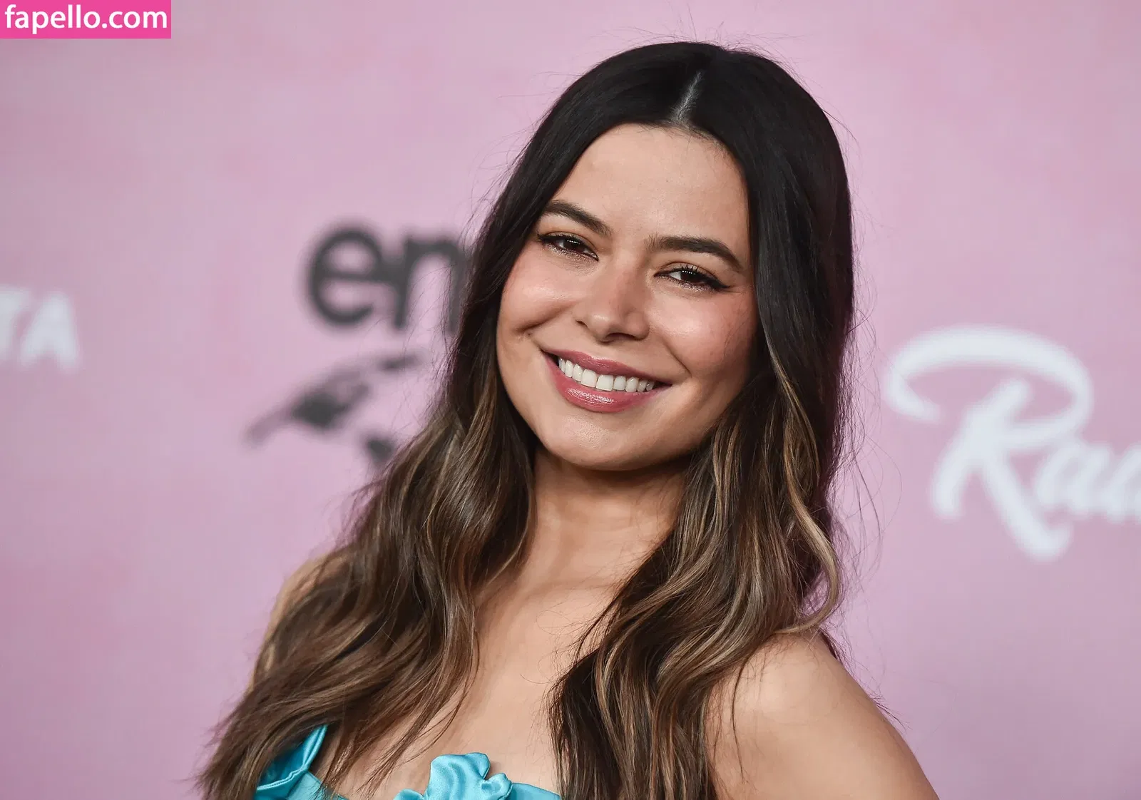 Miranda Cosgrove Onlyfans Photo Gallery 