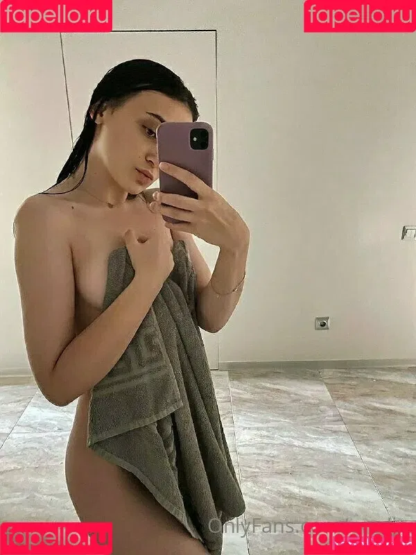 eve_llin Onlyfans Photo Gallery 