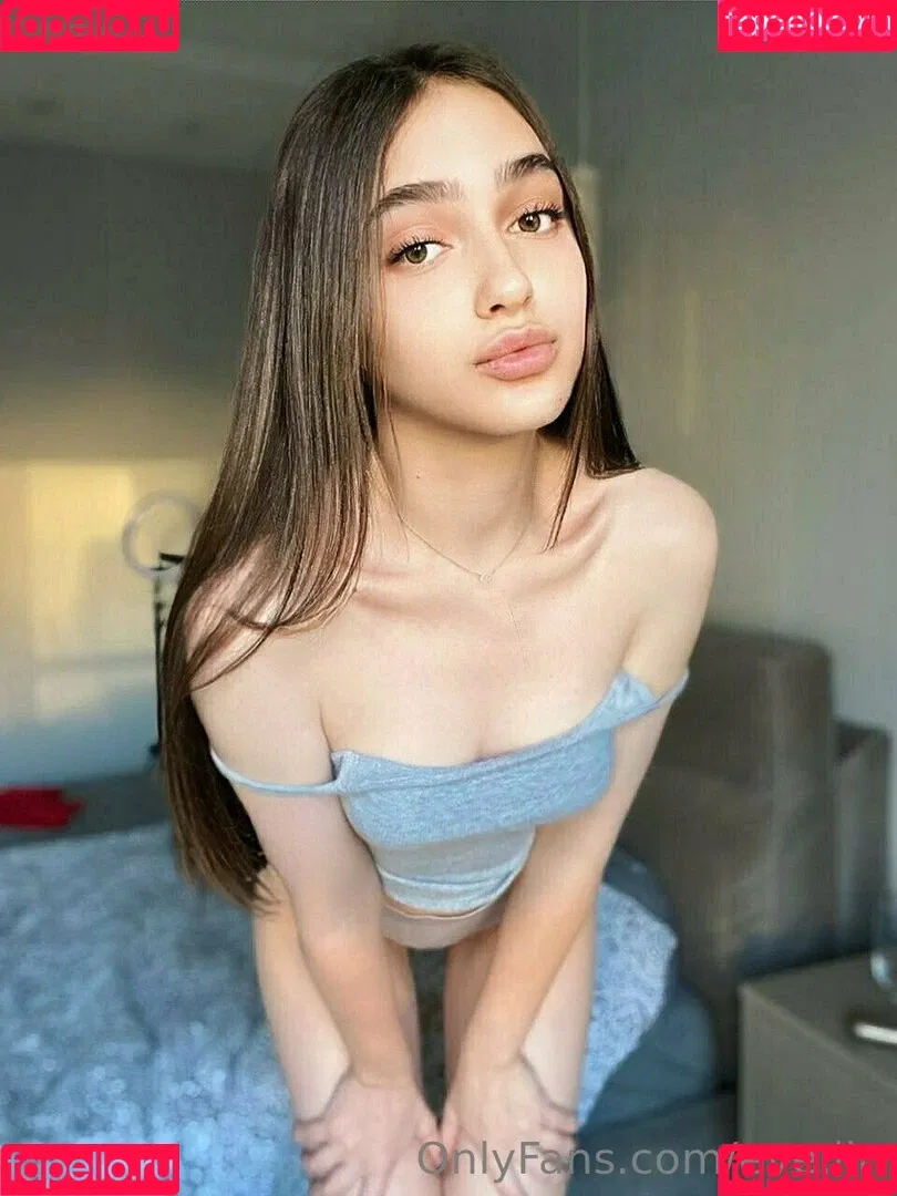 eve_llin Onlyfans Photo Gallery 