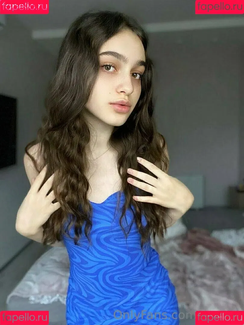 eve_llin Onlyfans Photo Gallery 