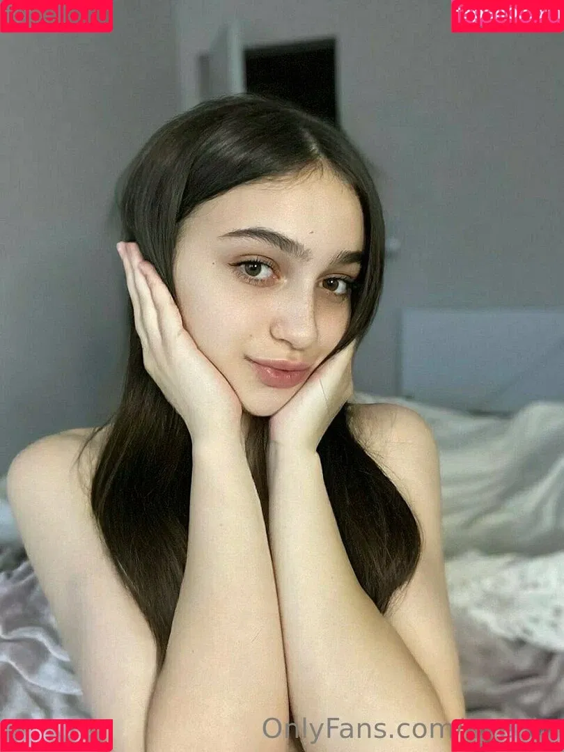 eve_llin Onlyfans Photo Gallery 