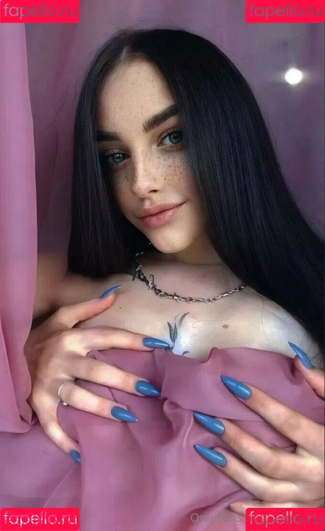 eve_llin Onlyfans Photo Gallery 