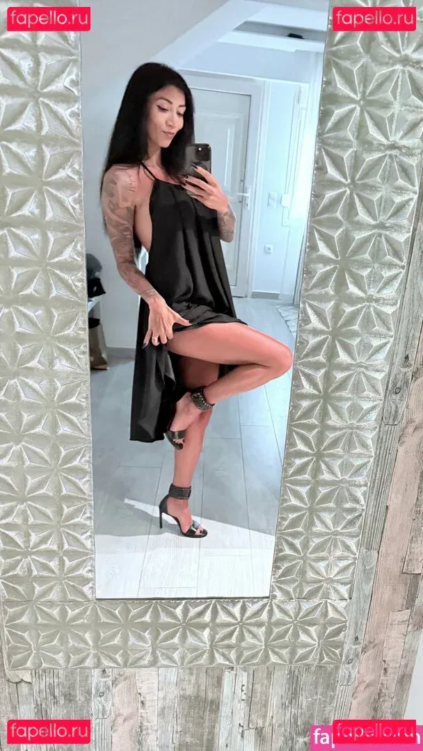 eve_llin Onlyfans Photo Gallery 