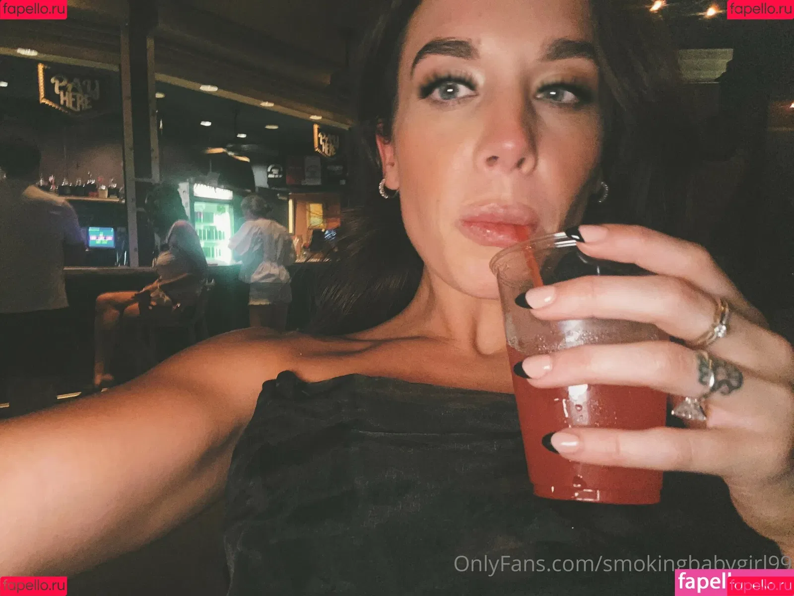 smokingbabygirl99 Onlyfans Photo Gallery 