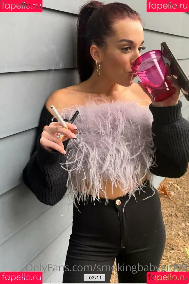 smokingbabygirl99 Onlyfans Photo Gallery 