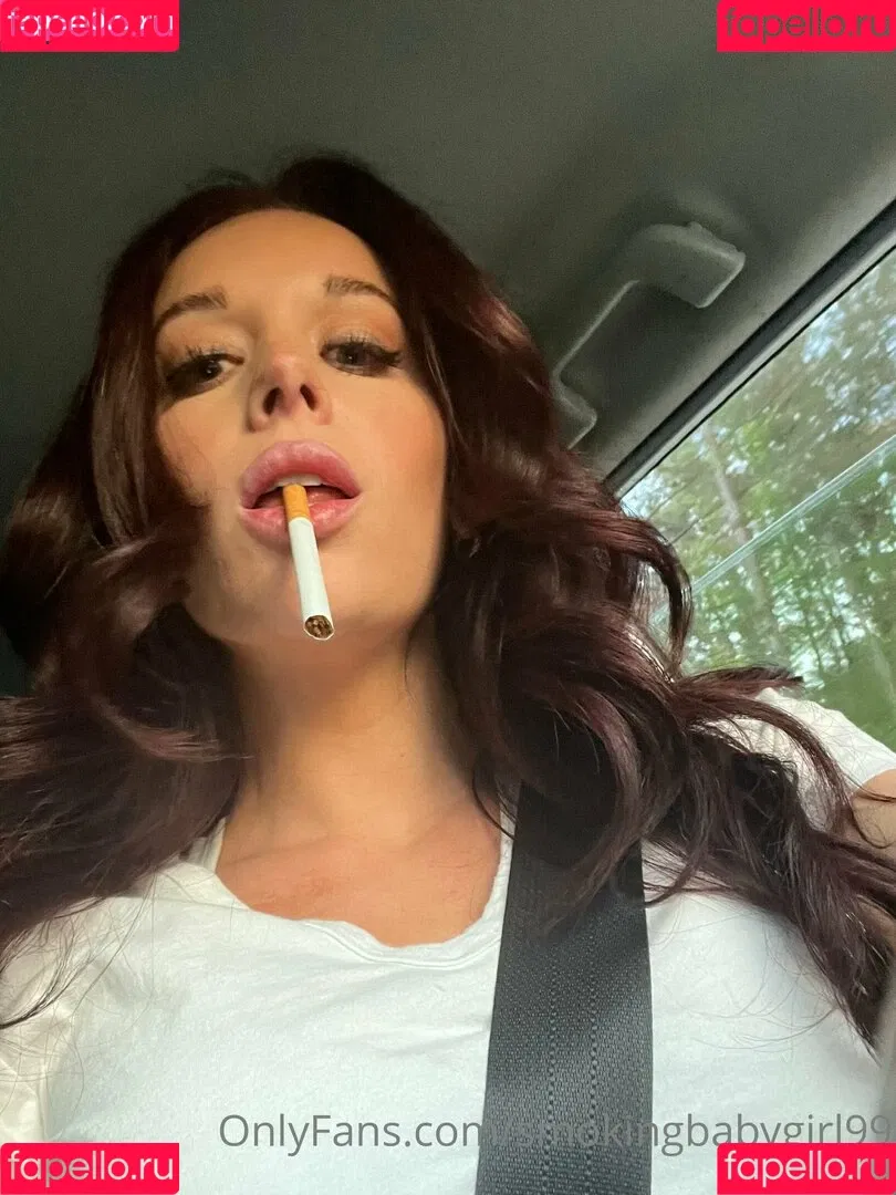 smokingbabygirl99 Onlyfans Photo Gallery 