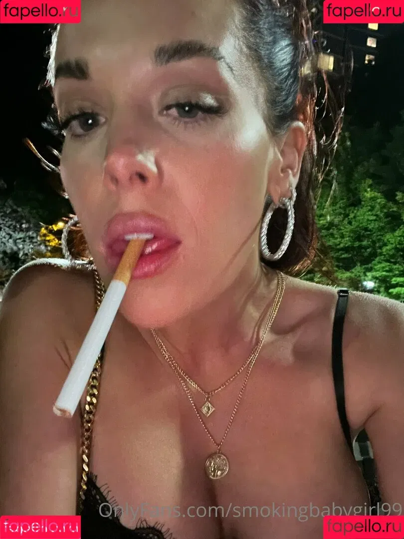 smokingbabygirl99 Onlyfans Photo Gallery 