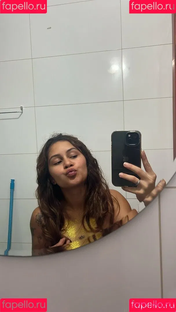 Vbeatrizz Onlyfans Photo Gallery 