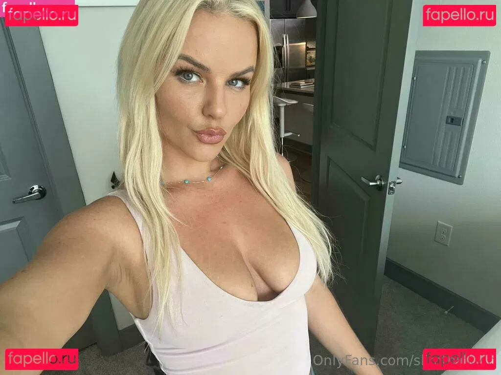 Slimthickvic Onlyfans Photo Gallery 