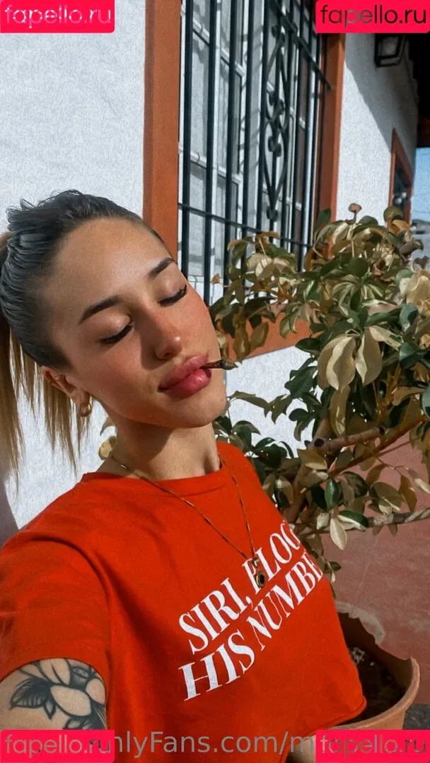 molly4.20 Onlyfans Photo Gallery 