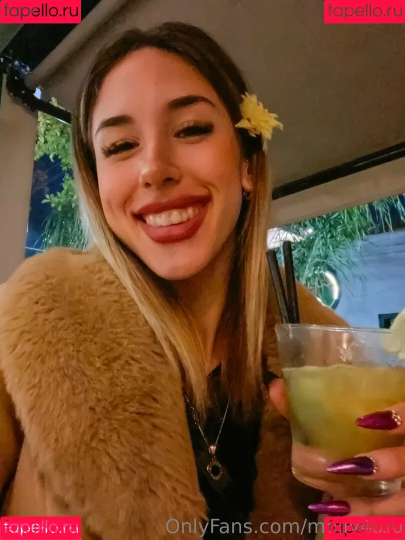 molly4.20 Onlyfans Photo Gallery 