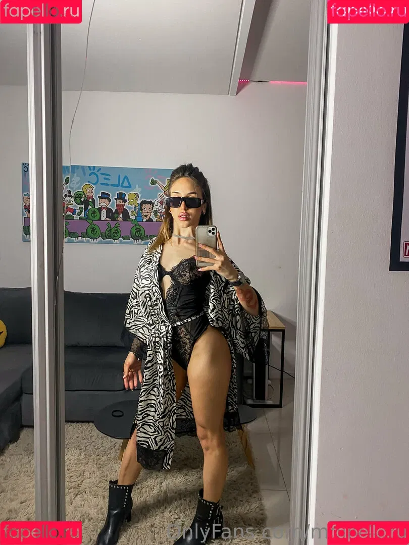 molly4.20 Onlyfans Photo Gallery 