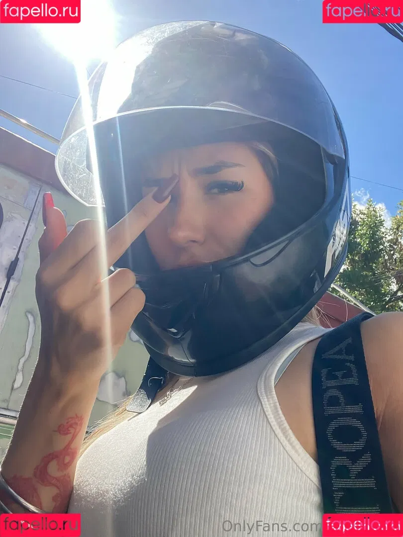 molly4.20 Onlyfans Photo Gallery 
