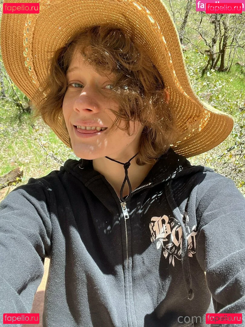 Falloutsam Onlyfans Photo Gallery 