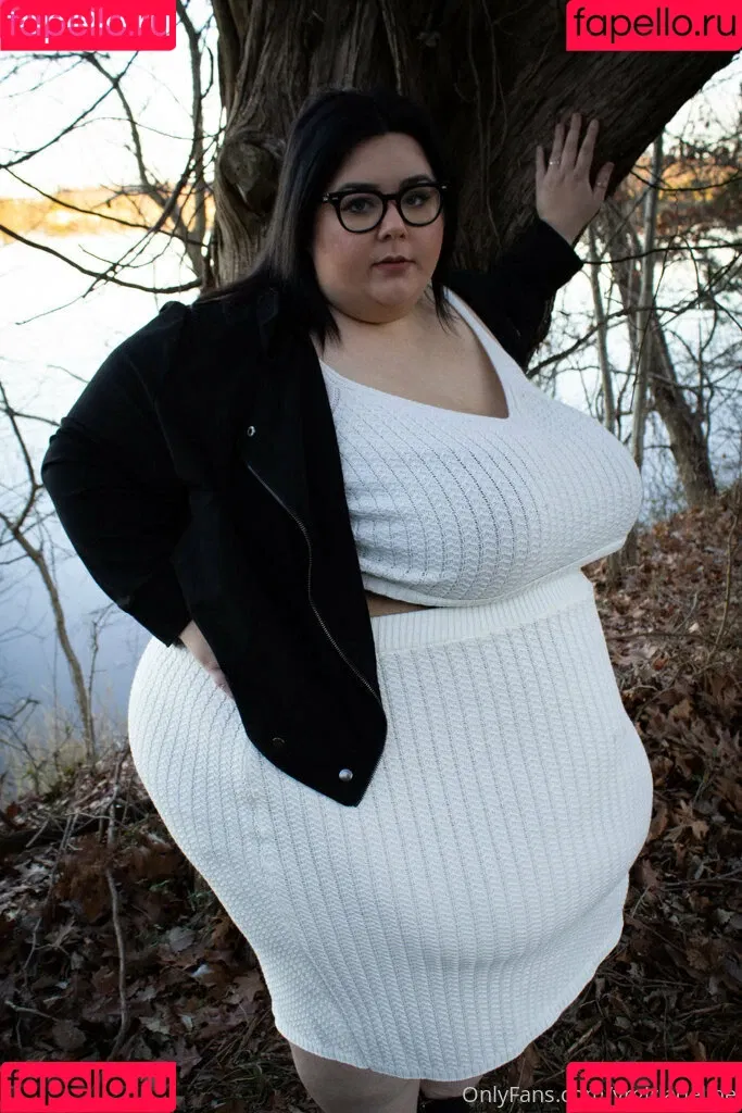 gothgfadeline Onlyfans Photo Gallery 