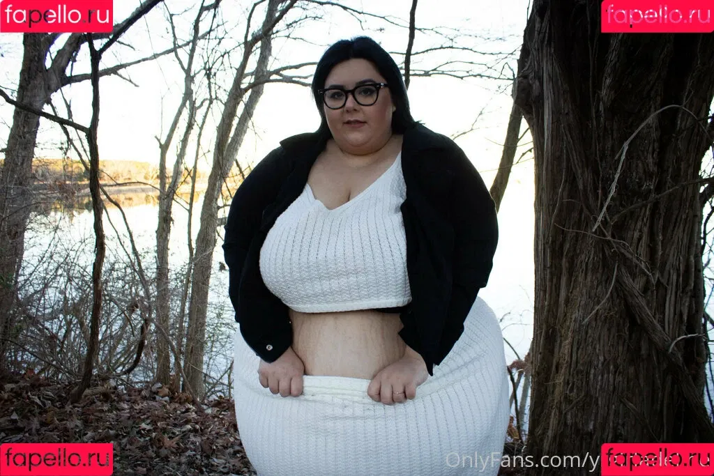 gothgfadeline Onlyfans Photo Gallery 