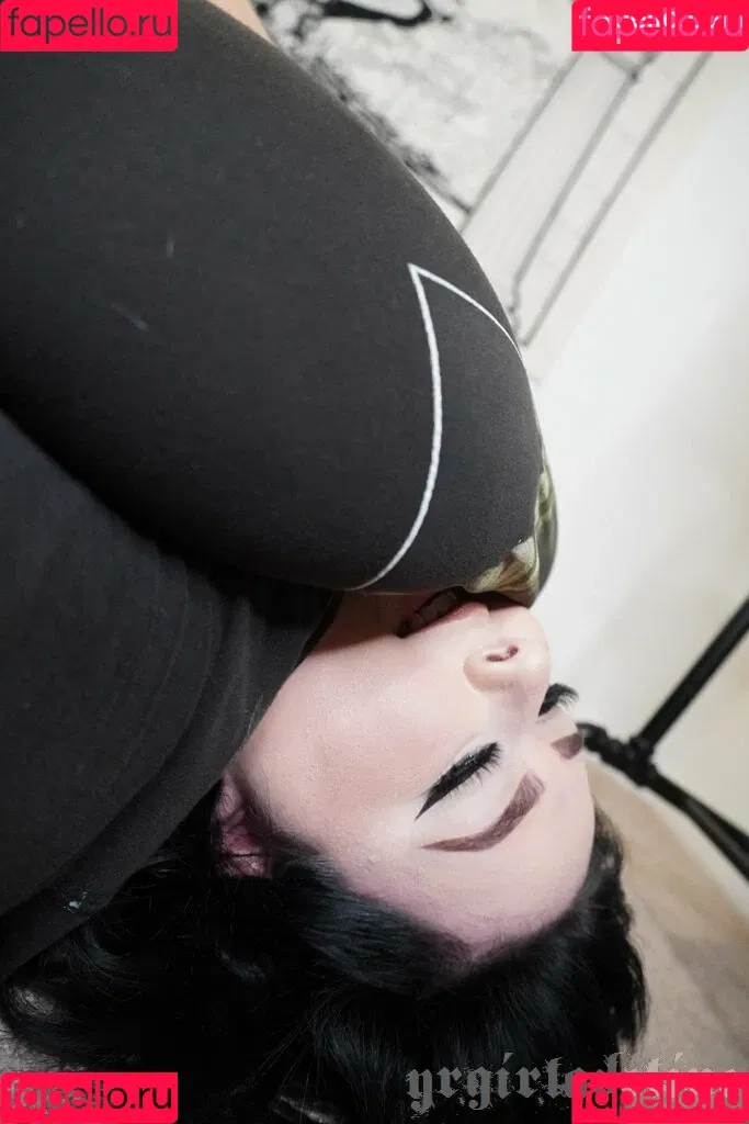 gothgfadeline Onlyfans Photo Gallery 