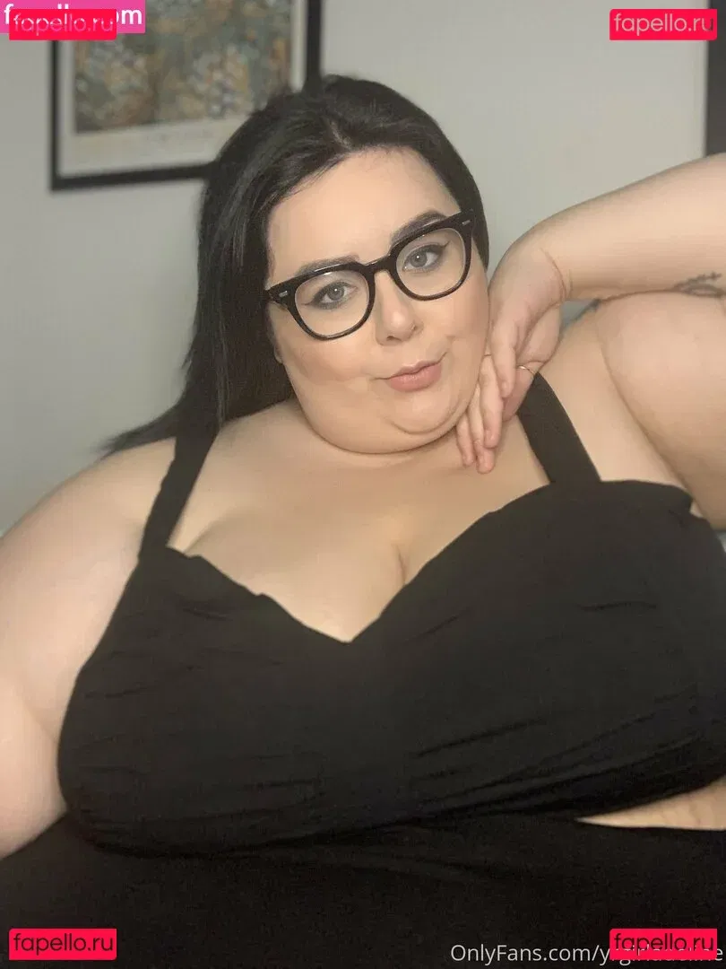 gothgfadeline Onlyfans Photo Gallery 