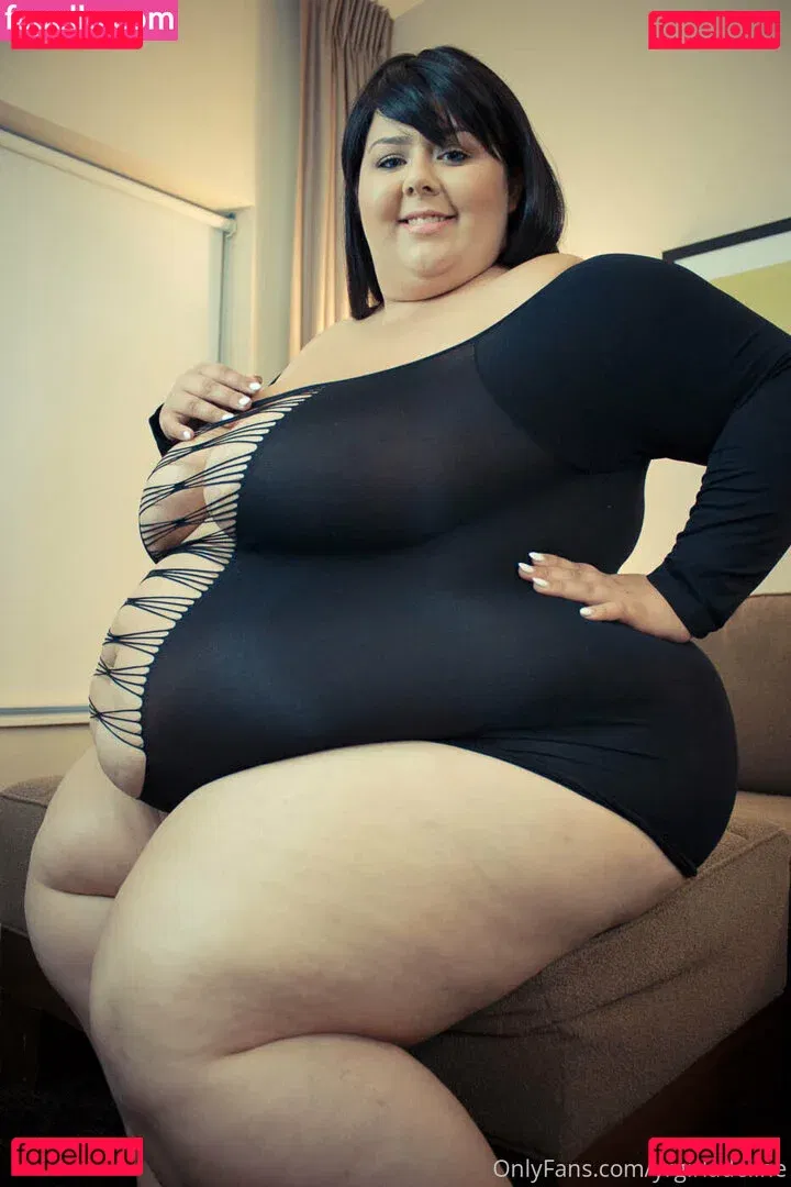 gothgfadeline Onlyfans Photo Gallery 