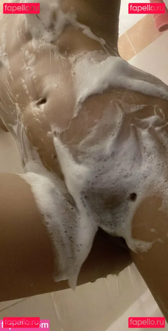 eriyyyy Onlyfans Photo Gallery 