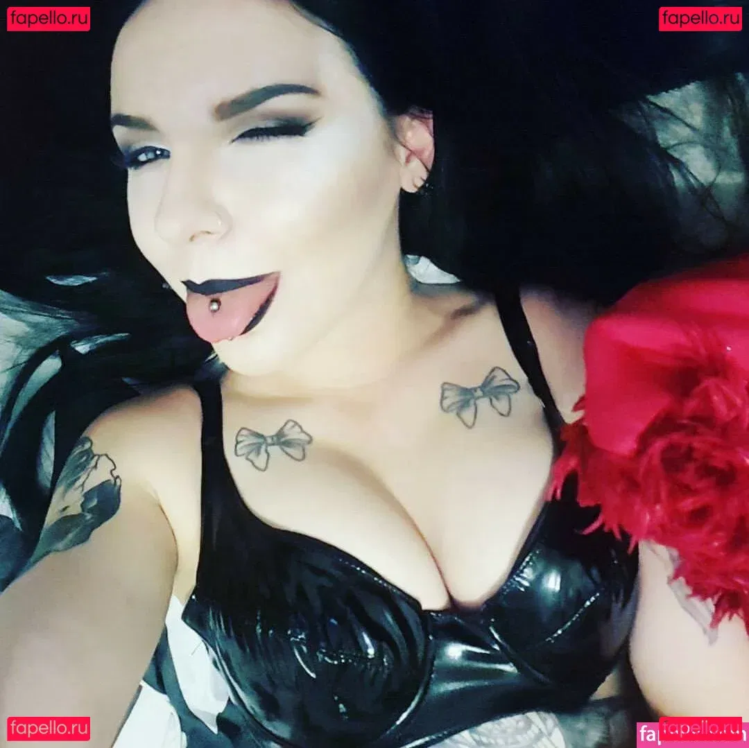 thrashmetaldoll Onlyfans Photo Gallery 