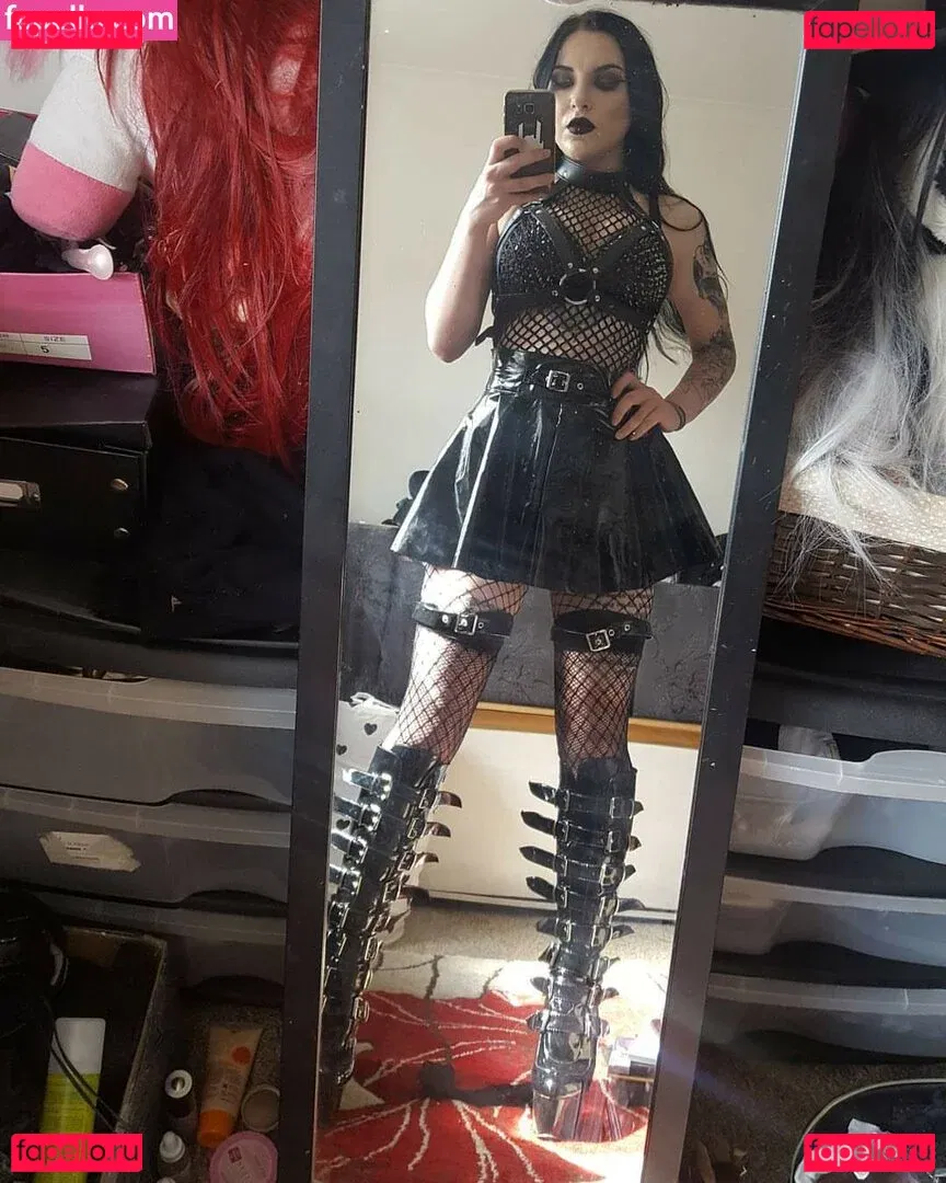 thrashmetaldoll Onlyfans Photo Gallery 