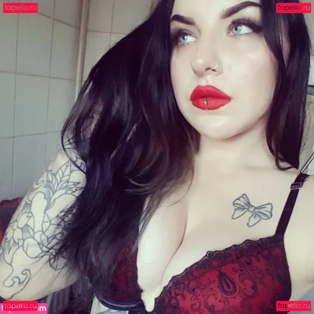 thrashmetaldoll Onlyfans Photo Gallery 