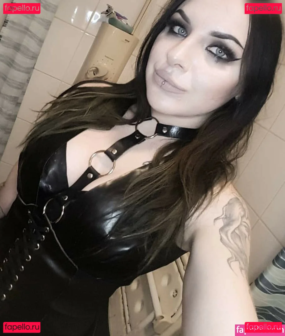 thrashmetaldoll Onlyfans Photo Gallery 