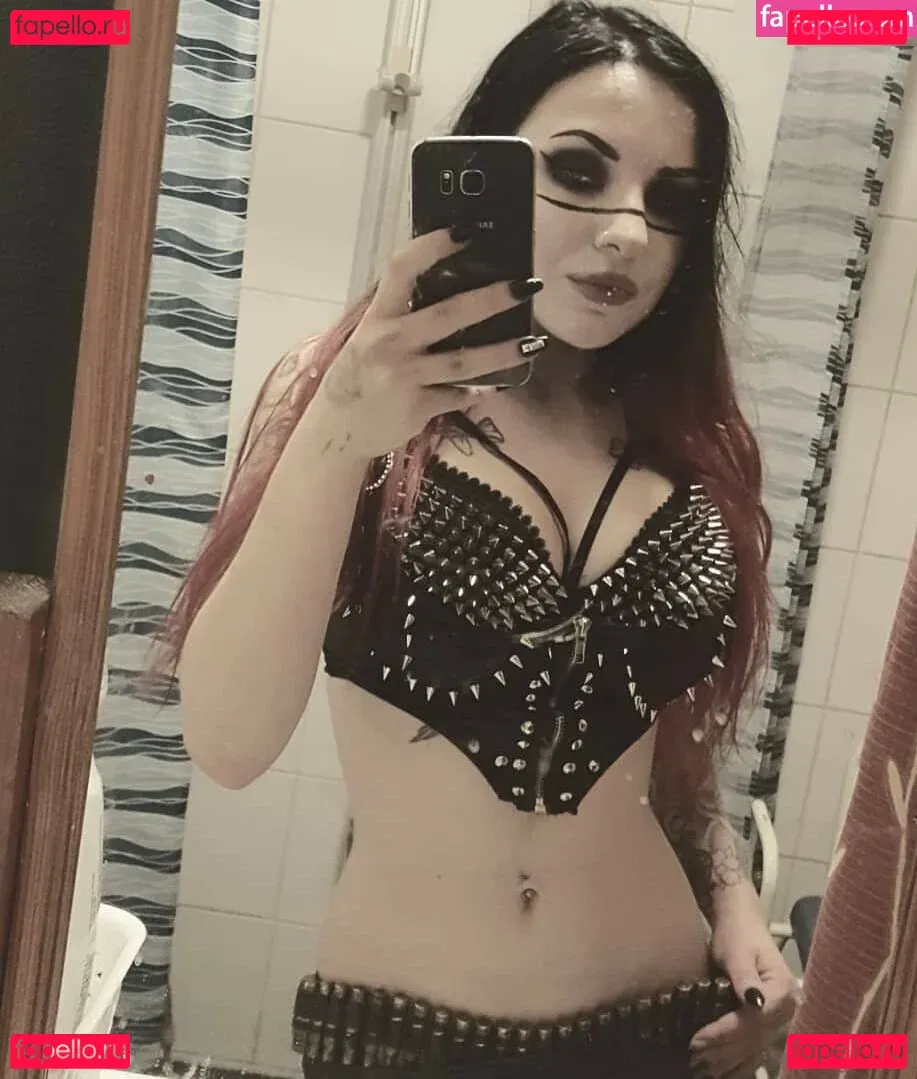 thrashmetaldoll Onlyfans Photo Gallery 