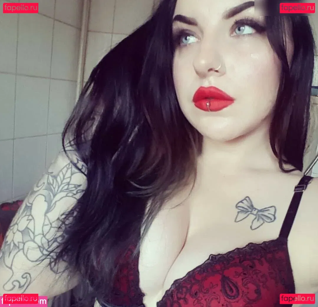 thrashmetaldoll Onlyfans Photo Gallery 