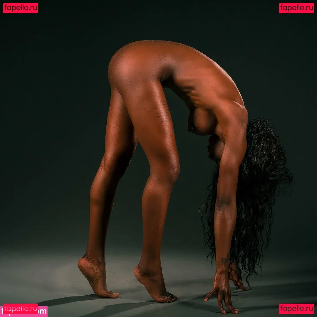 Mimi Desuka Onlyfans Photo Gallery 