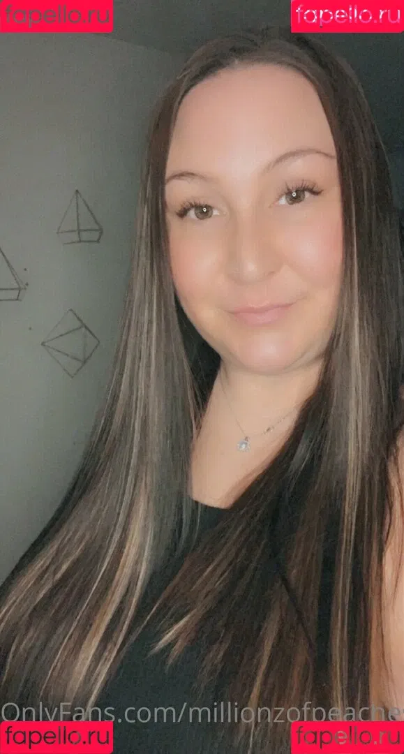 millionzofpeaches Onlyfans Photo Gallery 