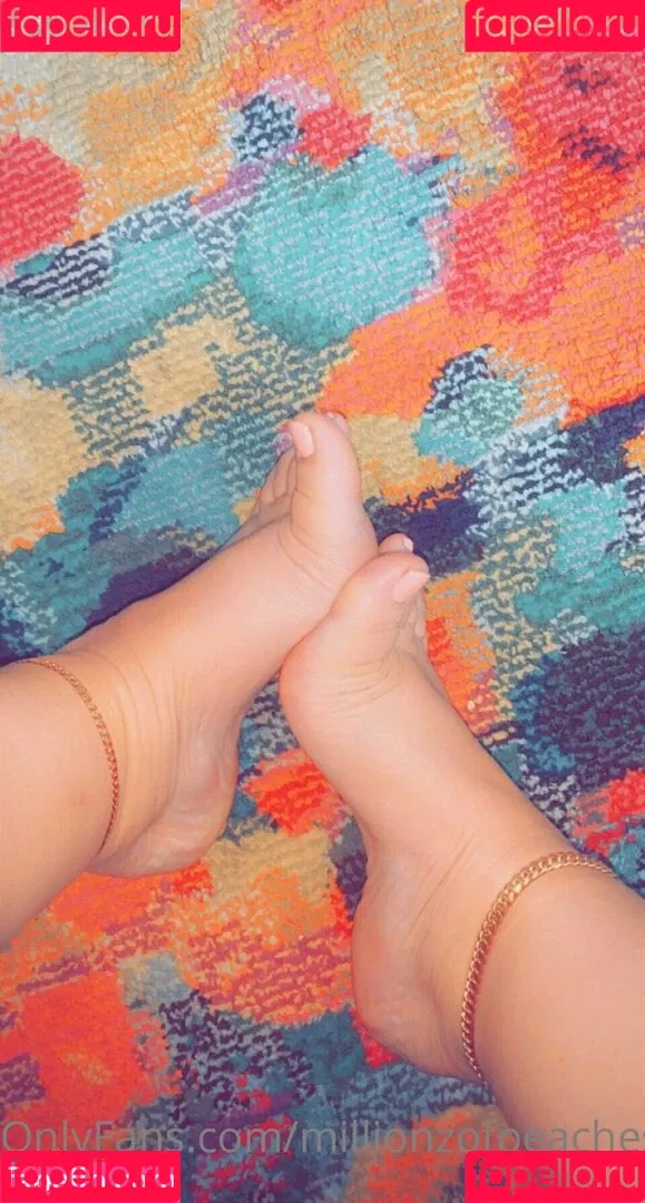 millionzofpeaches Onlyfans Photo Gallery 