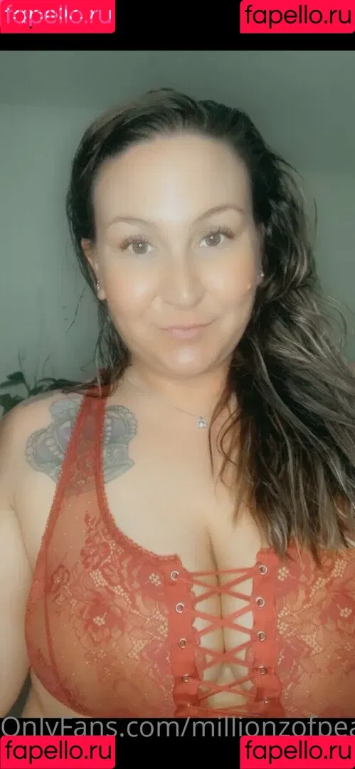 millionzofpeaches Onlyfans Photo Gallery 