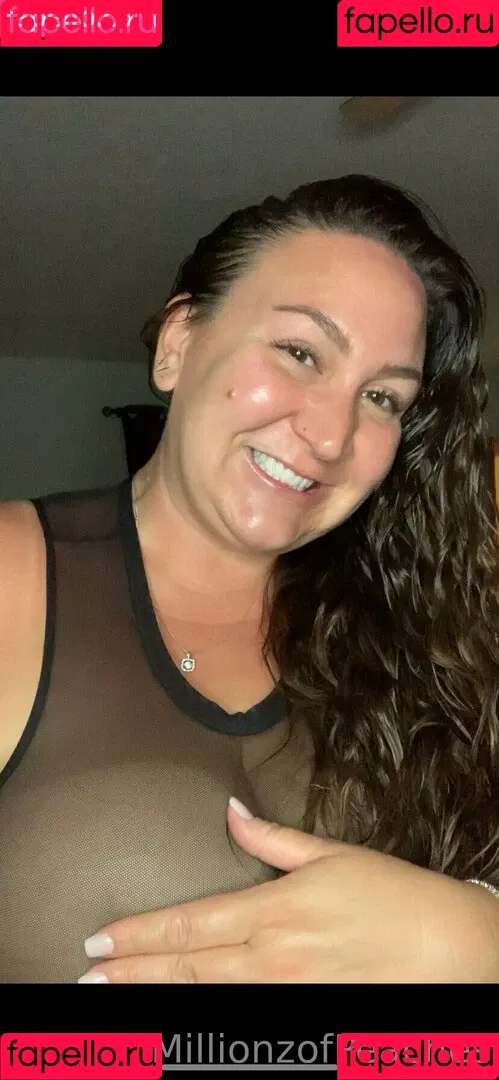 millionzofpeaches Onlyfans Photo Gallery 