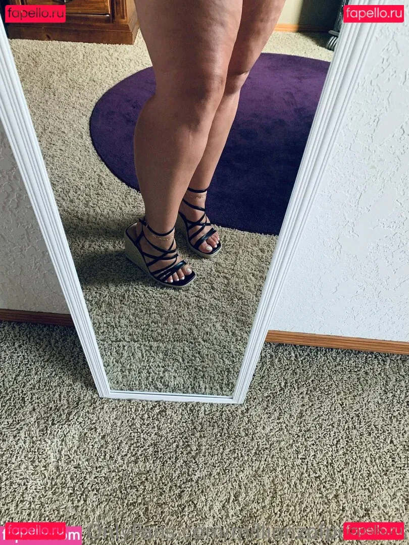 millionzofpeaches Onlyfans Photo Gallery 