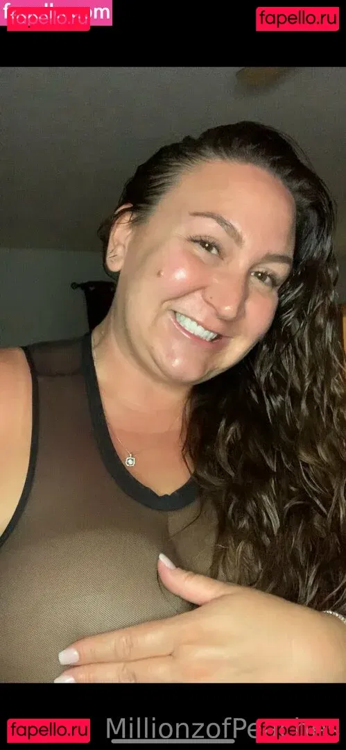millionzofpeaches Onlyfans Photo Gallery 