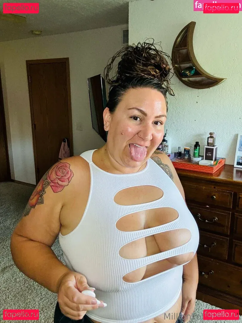 millionzofpeaches Onlyfans Photo Gallery 