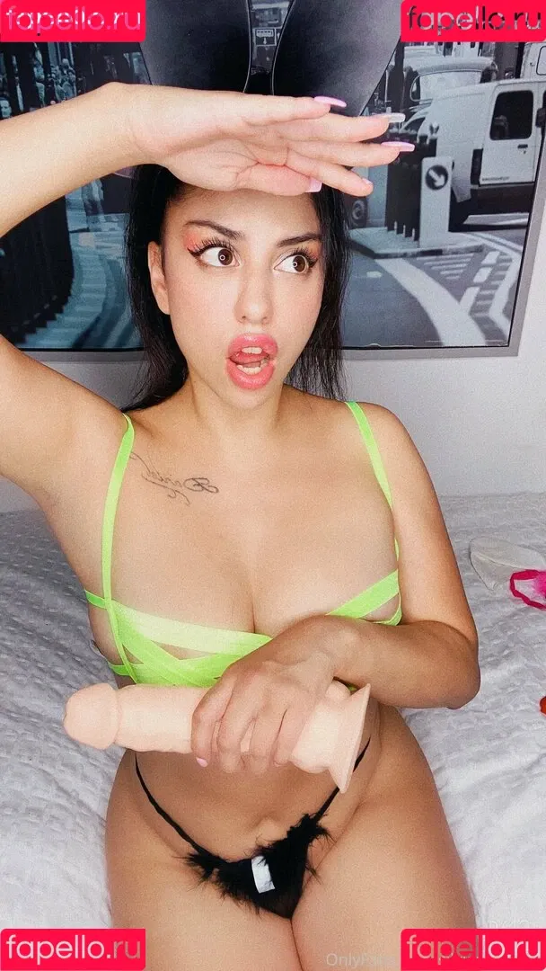 emile_girlfriend Onlyfans Photo Gallery 