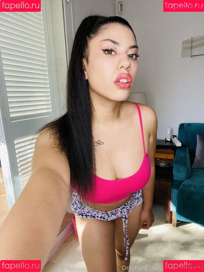 emile_girlfriend Onlyfans Photo Gallery 