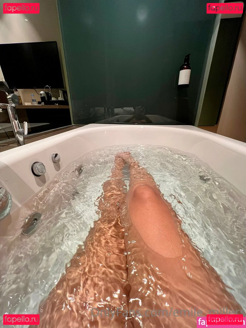 emile_girlfriend Onlyfans Photo Gallery 