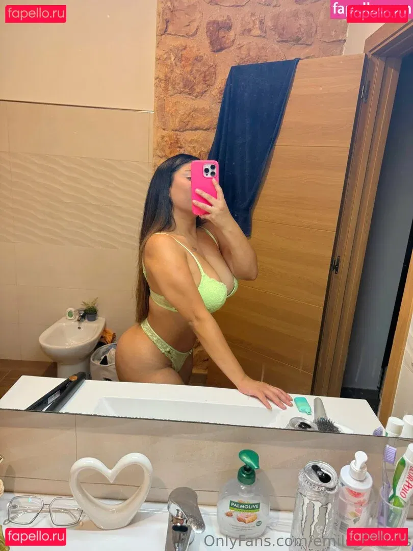 emile_girlfriend Onlyfans Photo Gallery 